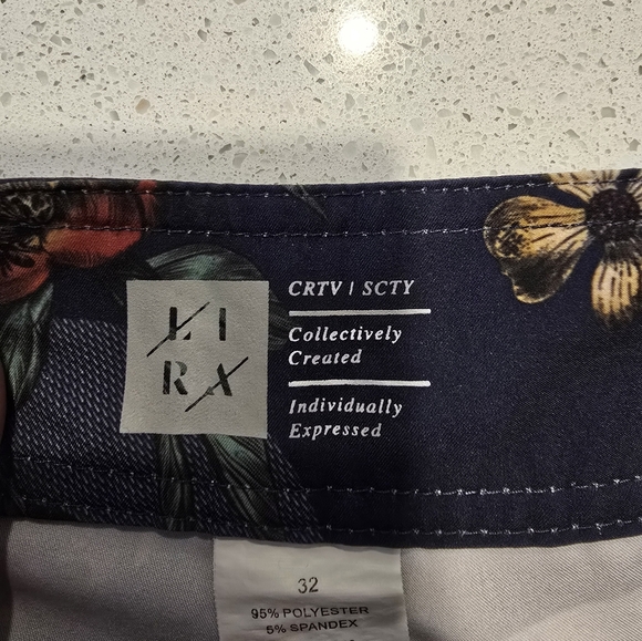 Men's boardshorts size 32 - Picture 3 of 3